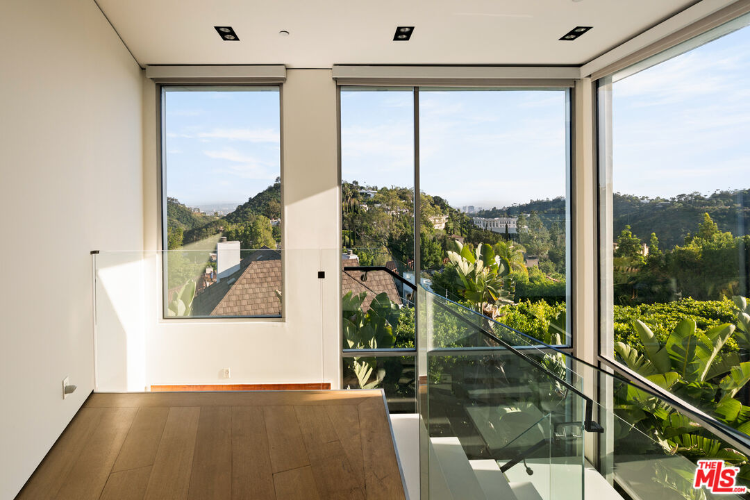 1740 Bel Air Road Los Angeles, CA 90077 - Photo 29 of 51