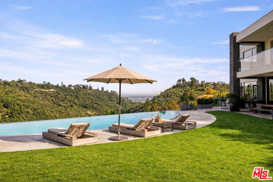 1740 Bel Air Road Los Angeles, CA 90077 - Photo 33 of 51