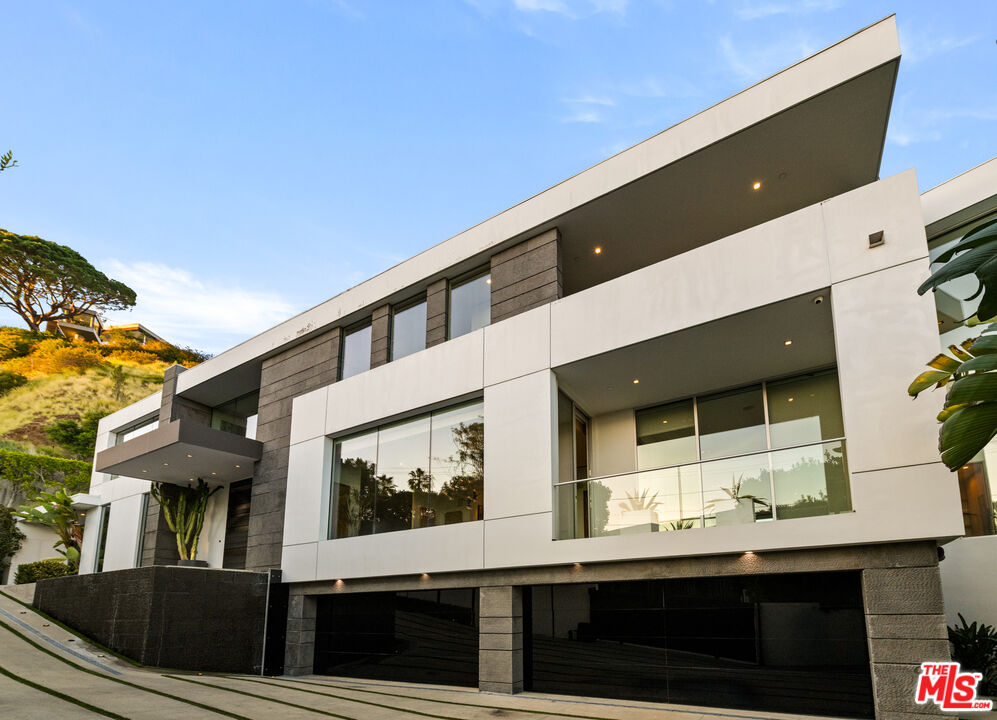 1740 Bel Air Road Los Angeles, CA 90077 - Photo 4 of 51