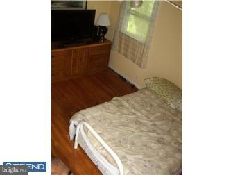 992 Clements Bridge Road Barrington, NJ 08007 - Photo 7 of 12 Bedroom