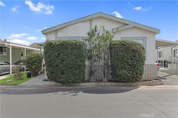 $315,000 | 5815 East La Palma Avenue, Unit 59, Anaheim, CA 92807