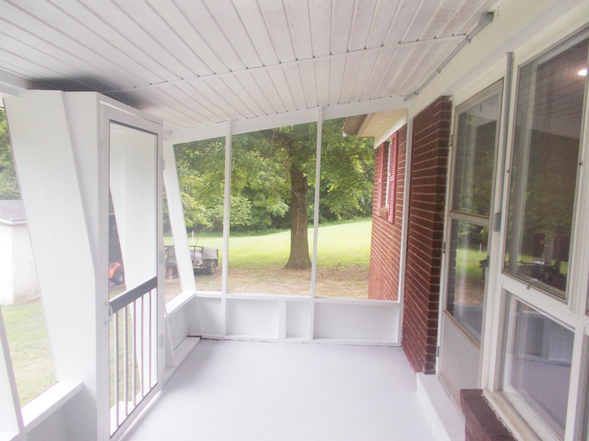 979 Highlander Road Camden, TN 38320 - Photo 10 of 23 a view of an empty room and a window