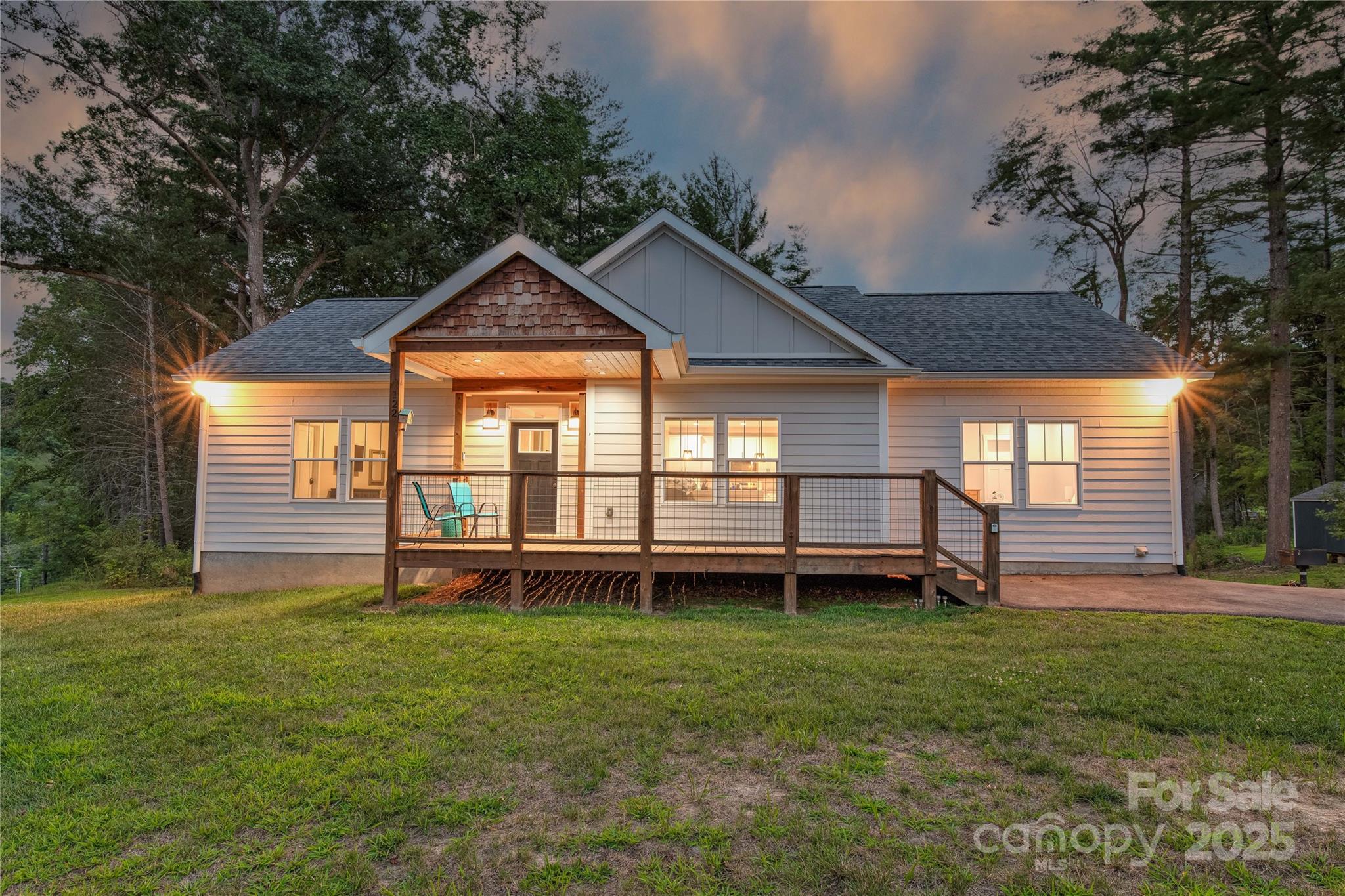 122 Cascade Rdg Road Fairview, NC 28730 - Photo 1 of 35 Gallery Image 1
