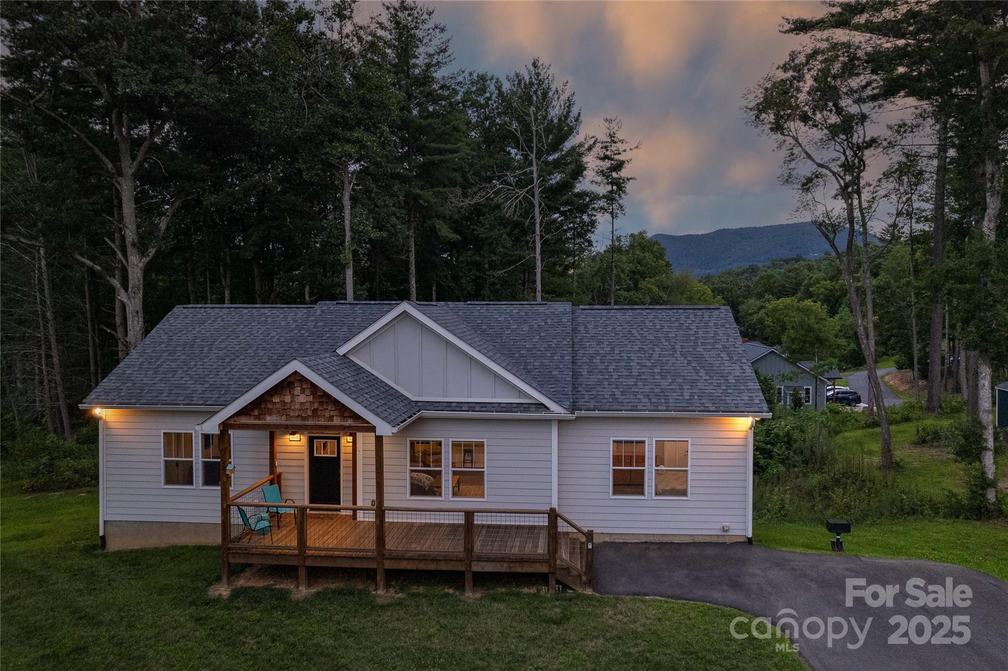 122 Cascade Rdg Road Fairview, NC 28730 - Photo 34 of 35 Gallery Image 34