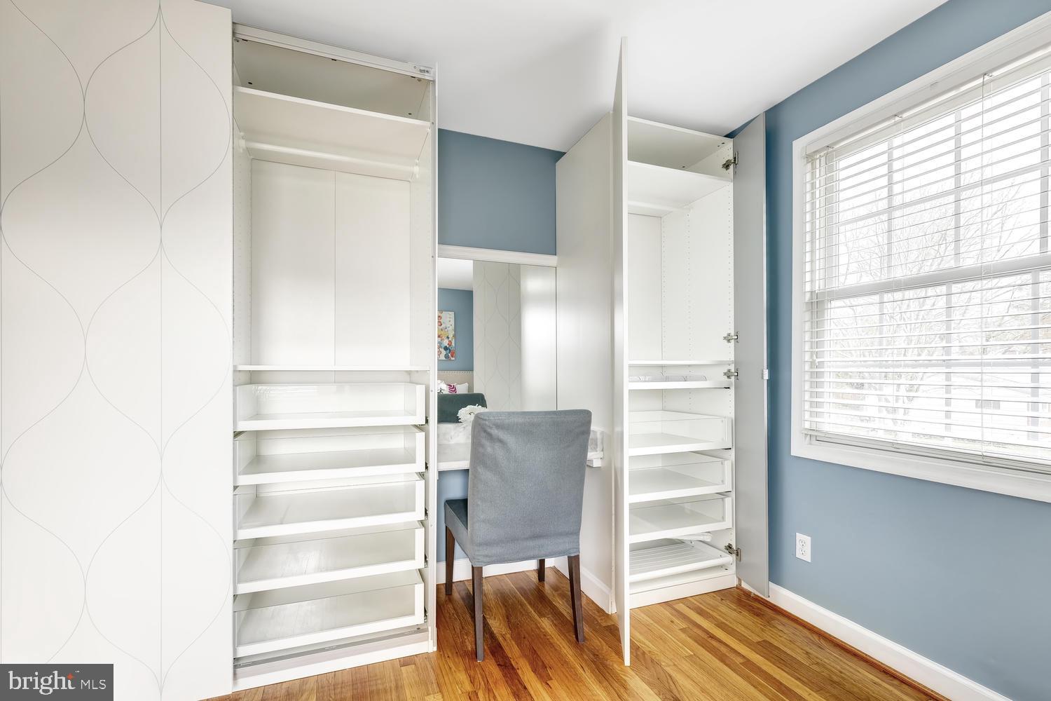 200 Stonewall Road Baltimore, MD 21228 - Photo 34 of 46 bedroom #1 cabinets and makeup area