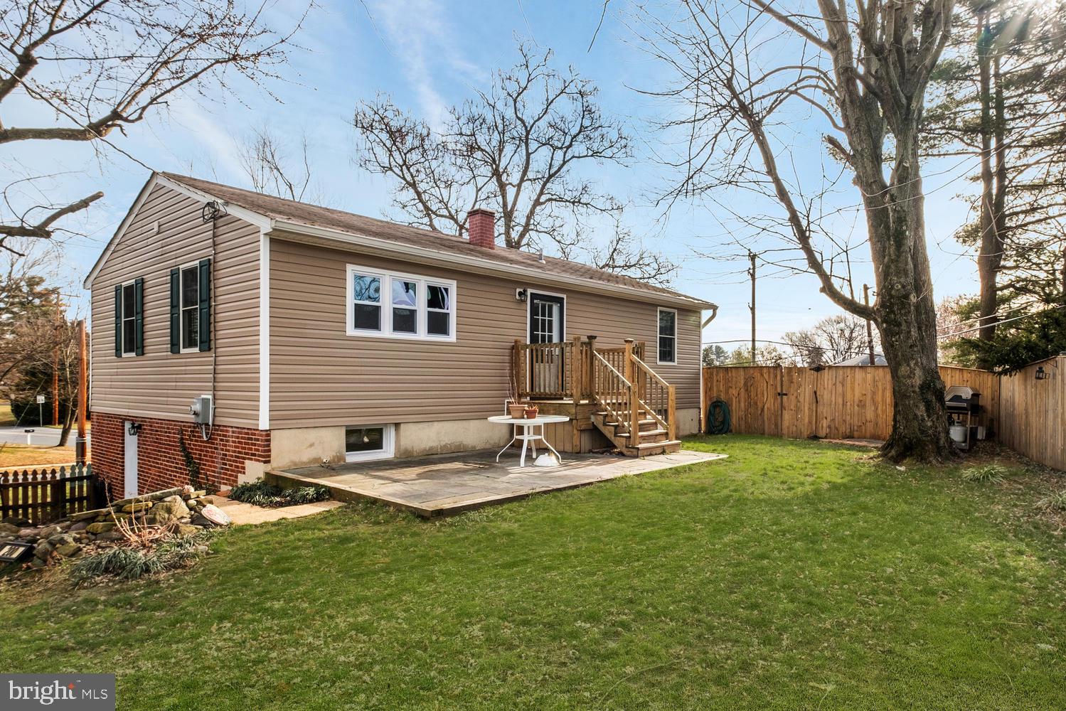 200 Stonewall Road Baltimore, MD 21228 - Photo 43 of 46 backyard