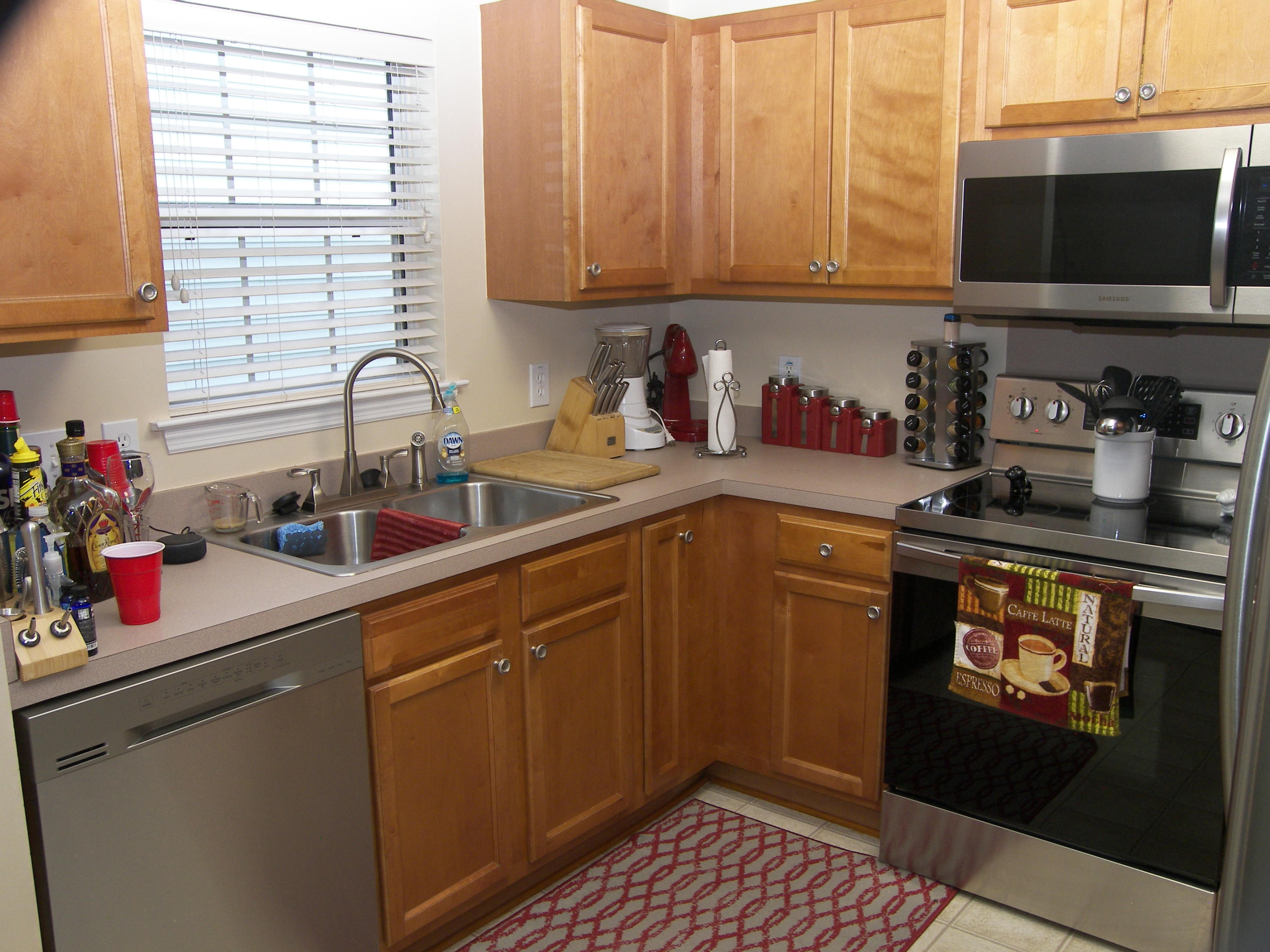 333 Eagle Ridge Road Summerville, SC 29485 - Photo 6 of 10 Kitchen