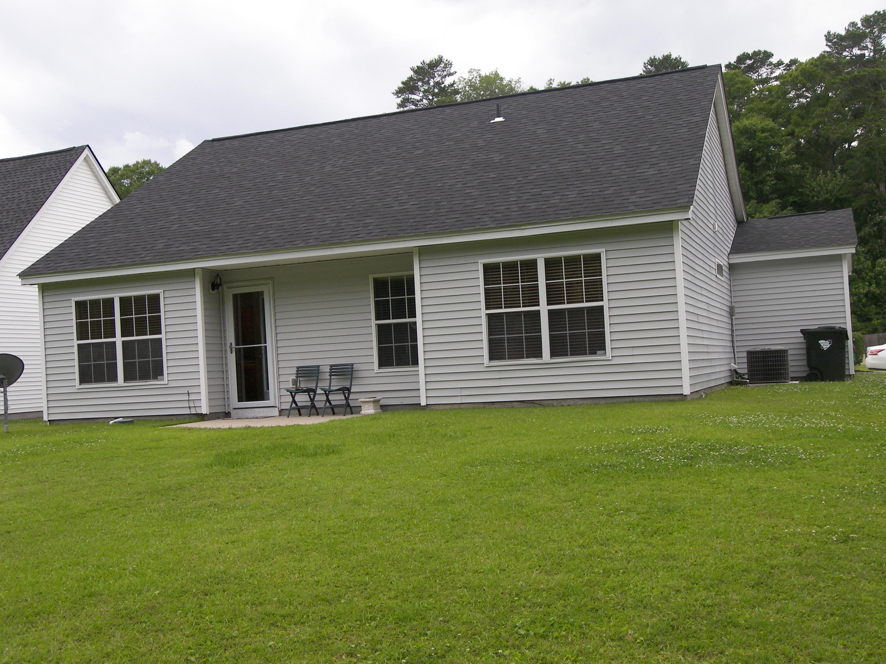 333 Eagle Ridge Road Summerville, SC 29485 - Photo 9 of 10 Back
