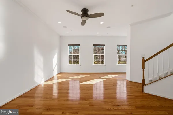 $3,550 | 9421 Aston Villa, Unit 58, Ellicott City, MD 21042