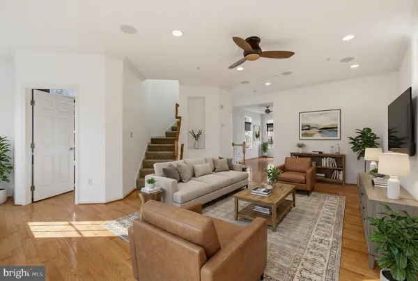 $3,550 | 9421 Aston Villa, Unit 58, Ellicott City, MD 21042