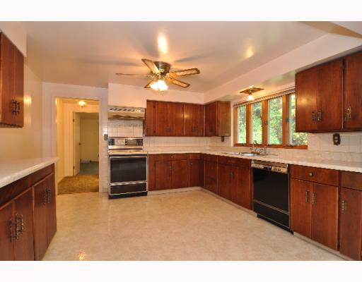 498 Chapel Road Aliquippa, PA 15001 - Photo 14 of 18 Kitchen. Large kitchen with appliances remaining with house.
