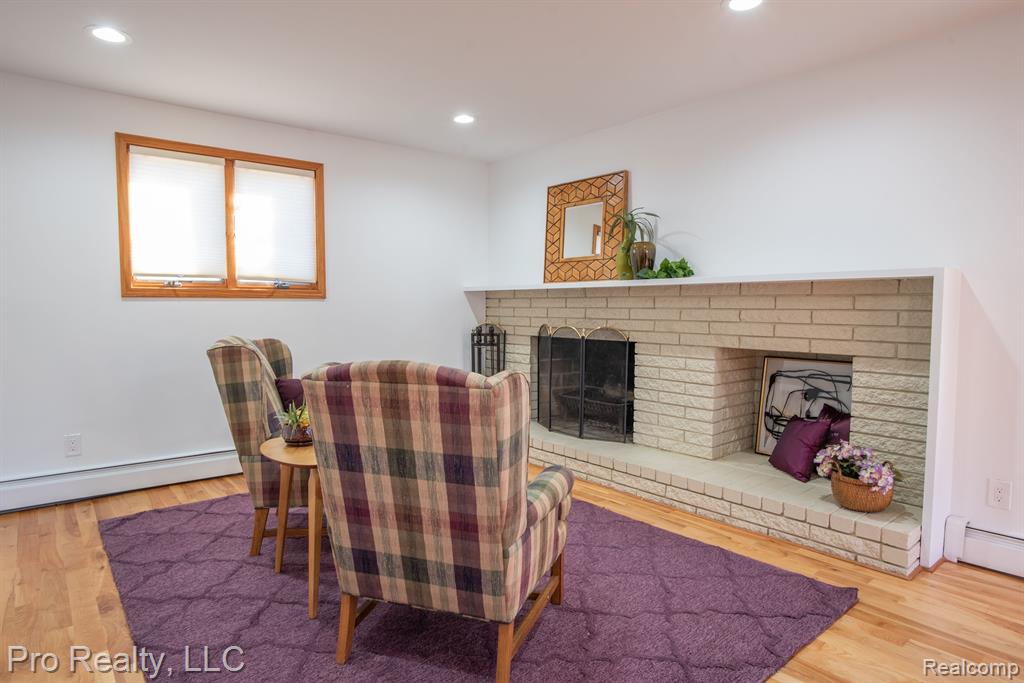 29632 Pond Ridge Road Farmington Hills, MI 48334 - Photo 19 of 32