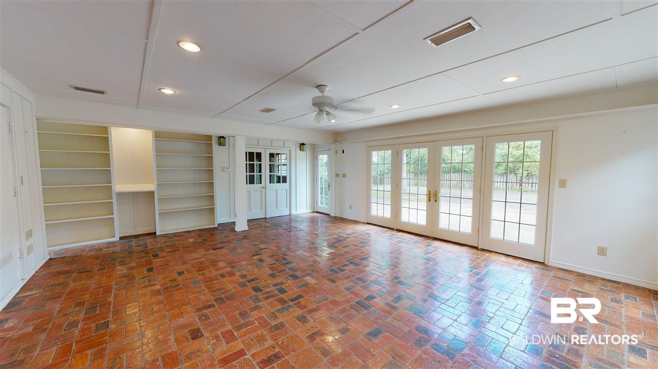 3762 Claridge Road South Mobile, AL 36608 - Photo 10 of 29