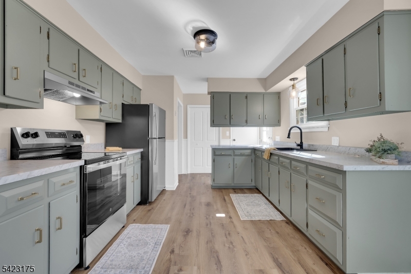 238 North Church Road Sparta, NJ 07871 - Photo 2 of 26