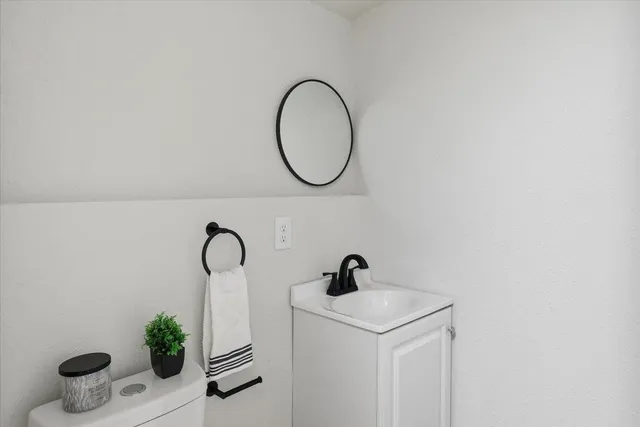 $296,999 | 1112 North Stone Street, Spokane, WA 99202