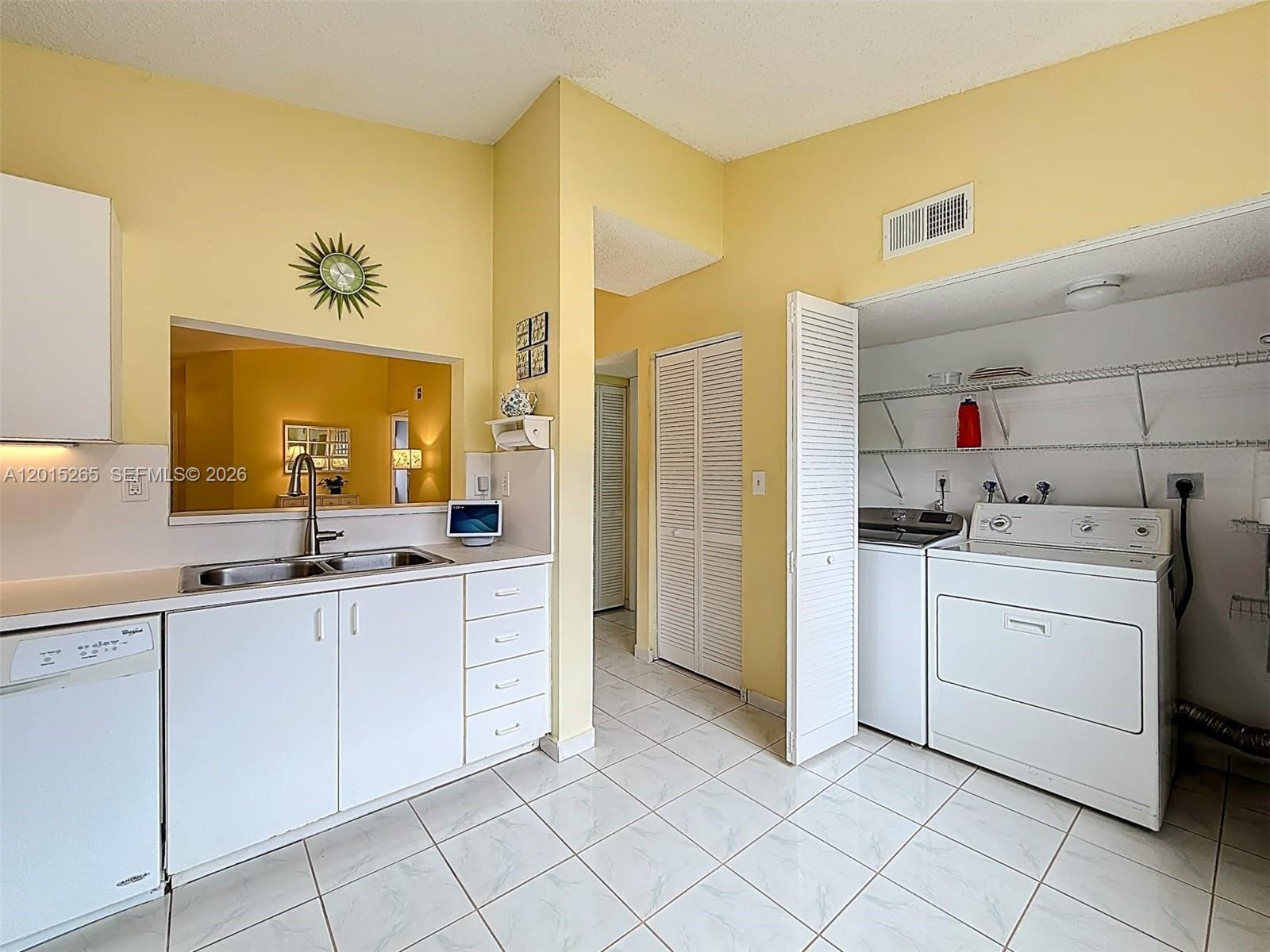 6466 Southwest 130th Place, Unit 902 Miami, FL 33183 - Photo 11 of 22