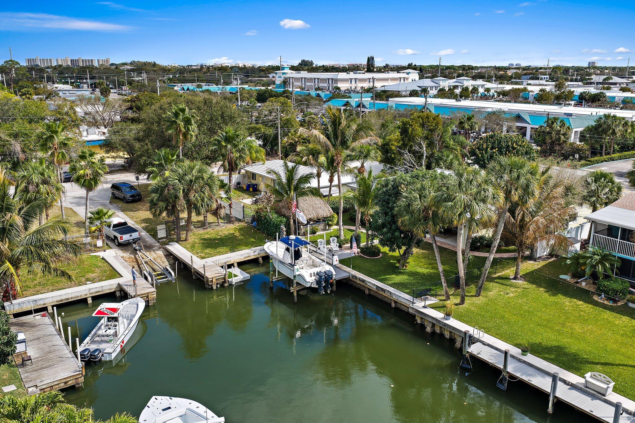 245 Center Street Jupiter, FL 33458 - Photo 6 of 41 019-245CenterSt-Jupiter-SMALL