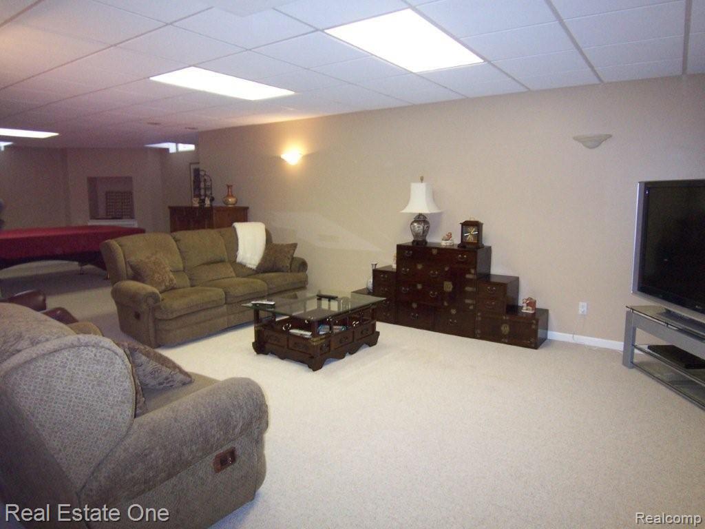 7635 Hunters Pointe Brighton, MI 48116 - Photo 23 of 25 Basement
