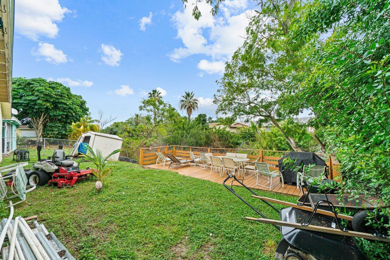 9300 Southwest 2nd Street Boca Raton, FL 33428 - Photo 22 of 25 022-9300Southwest2ndStreet-BocaRaton-FL-