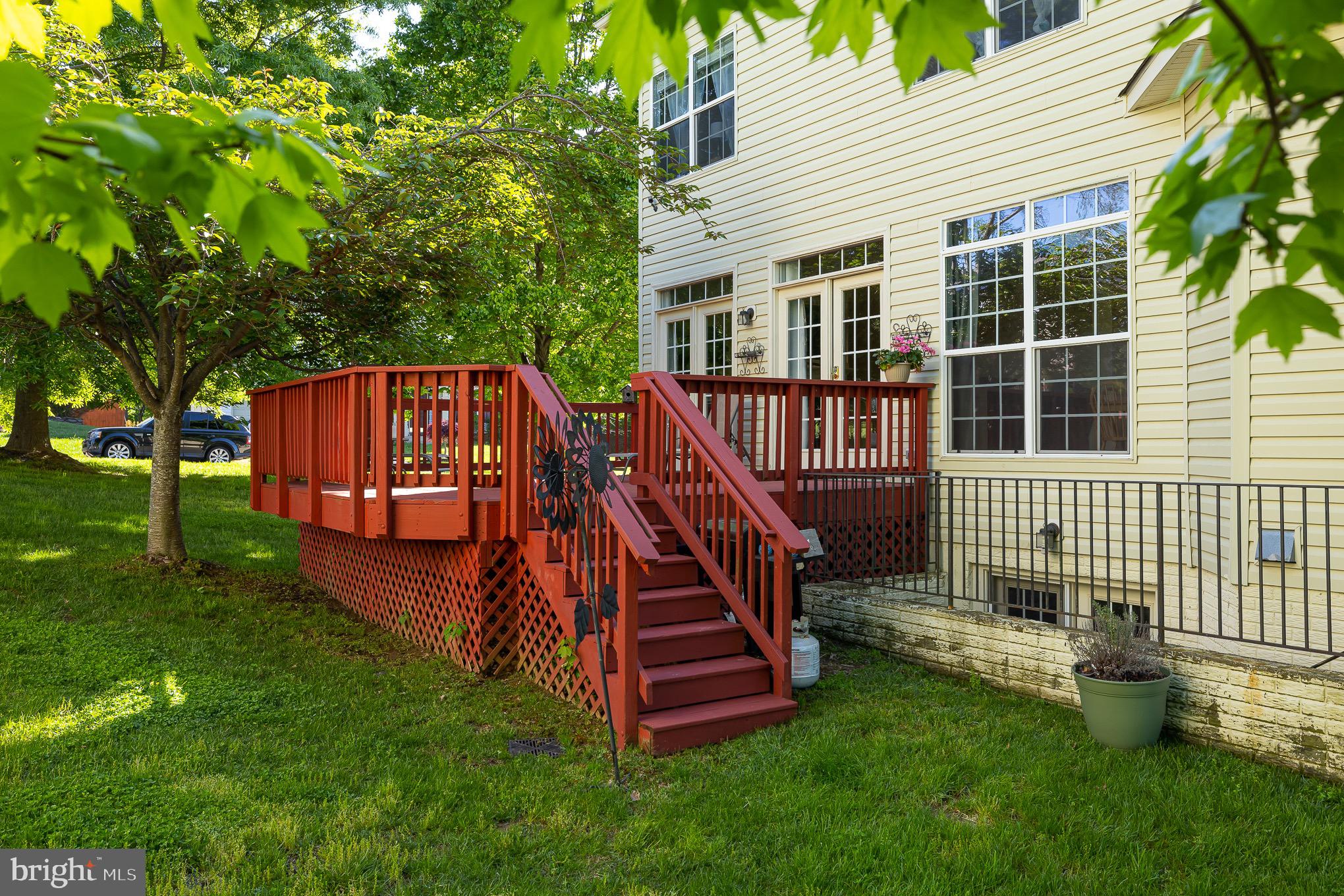 3314 Lady Catherine Circle Triangle, VA 22172 - Photo 30 of 33 Walkout Access to the Backyard