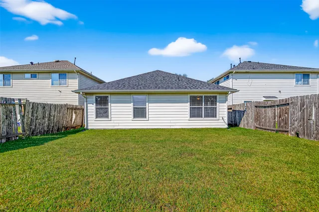 $1,750 | 14235 Stone Cottage Lane, Houston, TX 77047