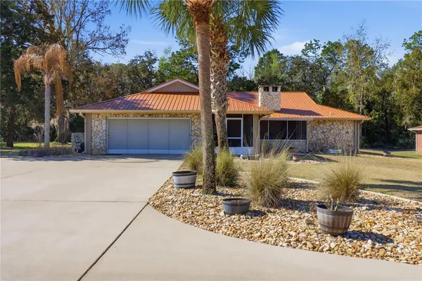 $299,999 | 59 Cypress Boulevard West, Homosassa, FL 34446