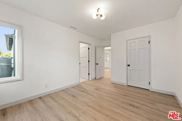 $6,995 | 3866 Westside Avenue, Los Angeles, CA 90008