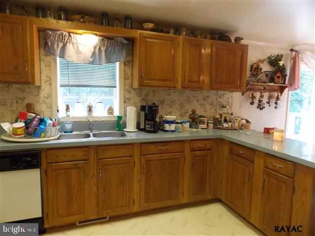535 Lisburn Road Wellsville, PA 17365 - Photo 4 of 20 Gallery Image 4