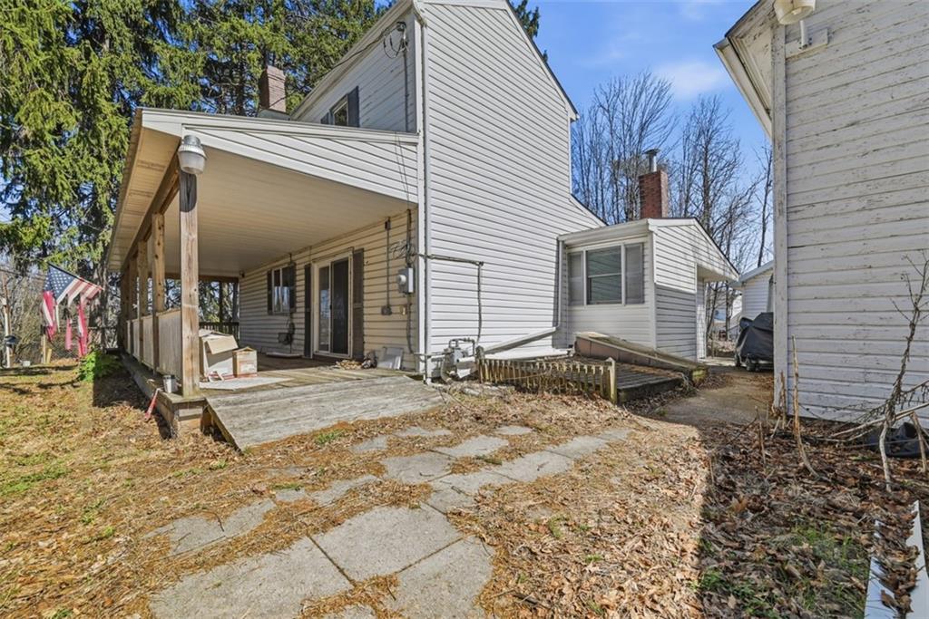 7524 Franklin Road Cranberry Township, PA 16066 - Photo 32 of 44 a view of a house with backyard of the house