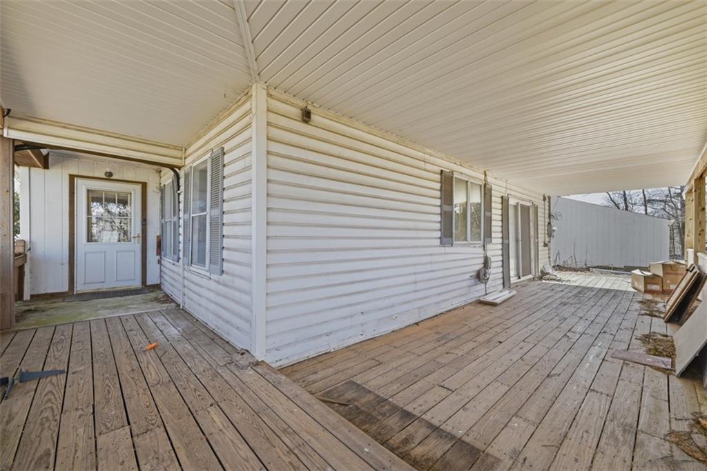 7524 Franklin Road Cranberry Township, PA 16066 - Photo 34 of 44 a view of a livingroom with wooden floor