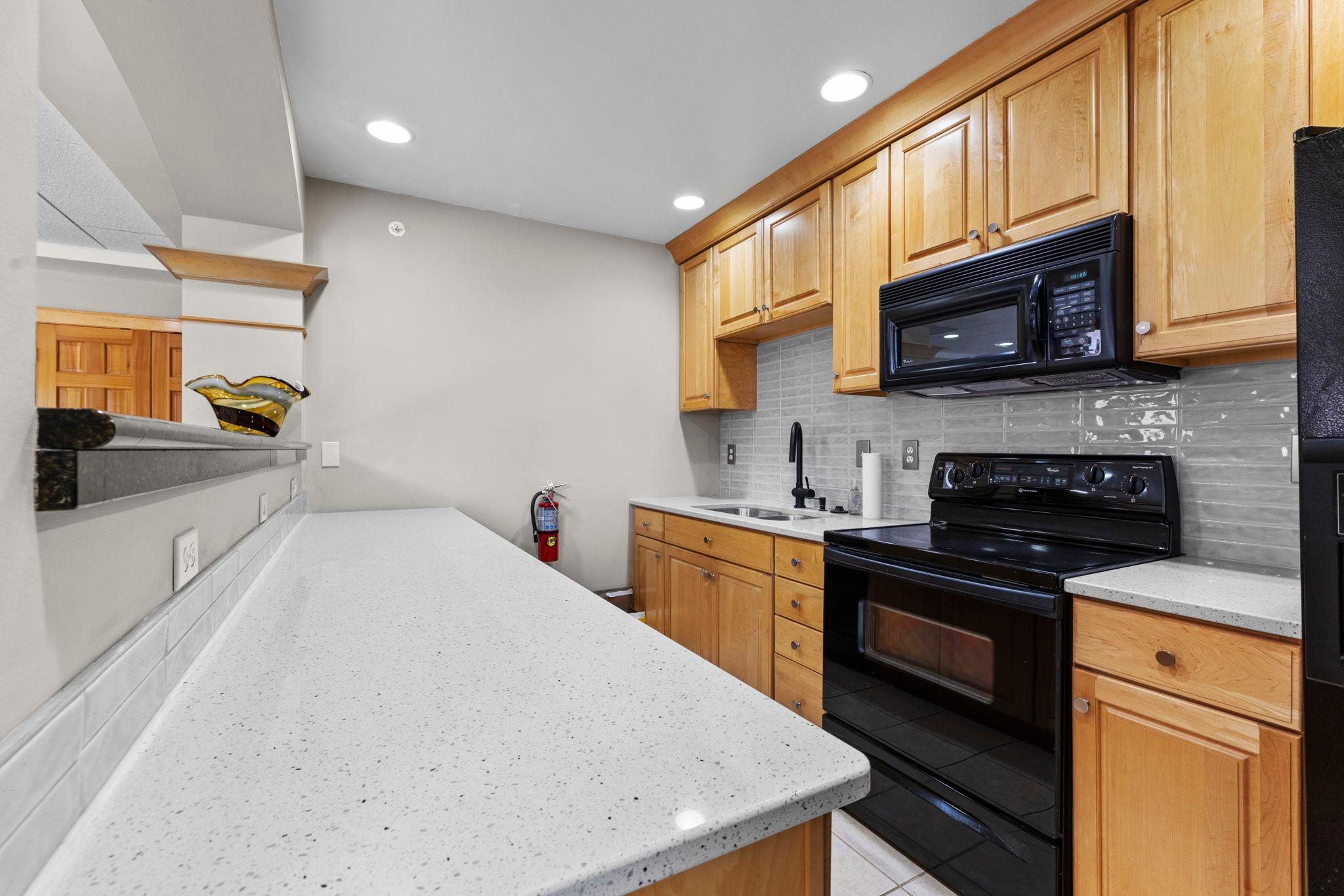 11460 Fairfield Road West, Unit 103 Minnetonka, MN 55305 - Photo 53 of 72