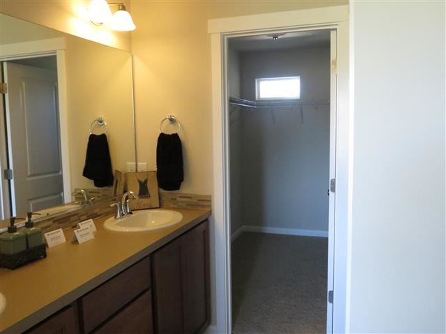 816 East Colbert Road Colbert, WA 99005 - Photo 8 of 12