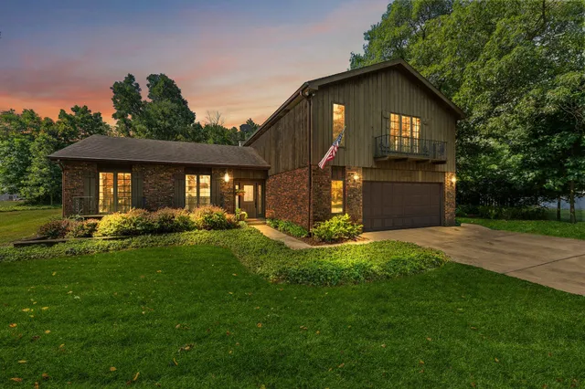 $440,000 | 13711 Lantern Drive, St. John, IN 46373