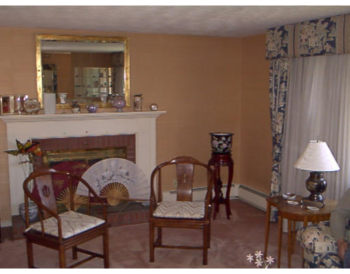 17 Red Coat Road Framingham, MA 01701 - Photo 10 of 24 Gallery Image 10