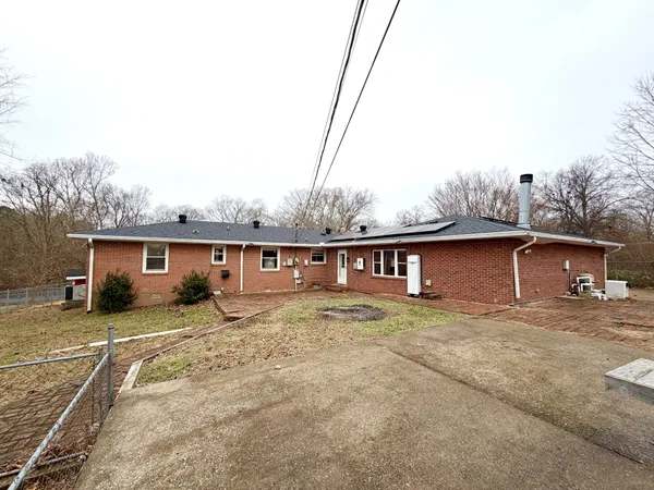 $1,950 | 2811 Thrush Drive, Clarksville, TN 37040