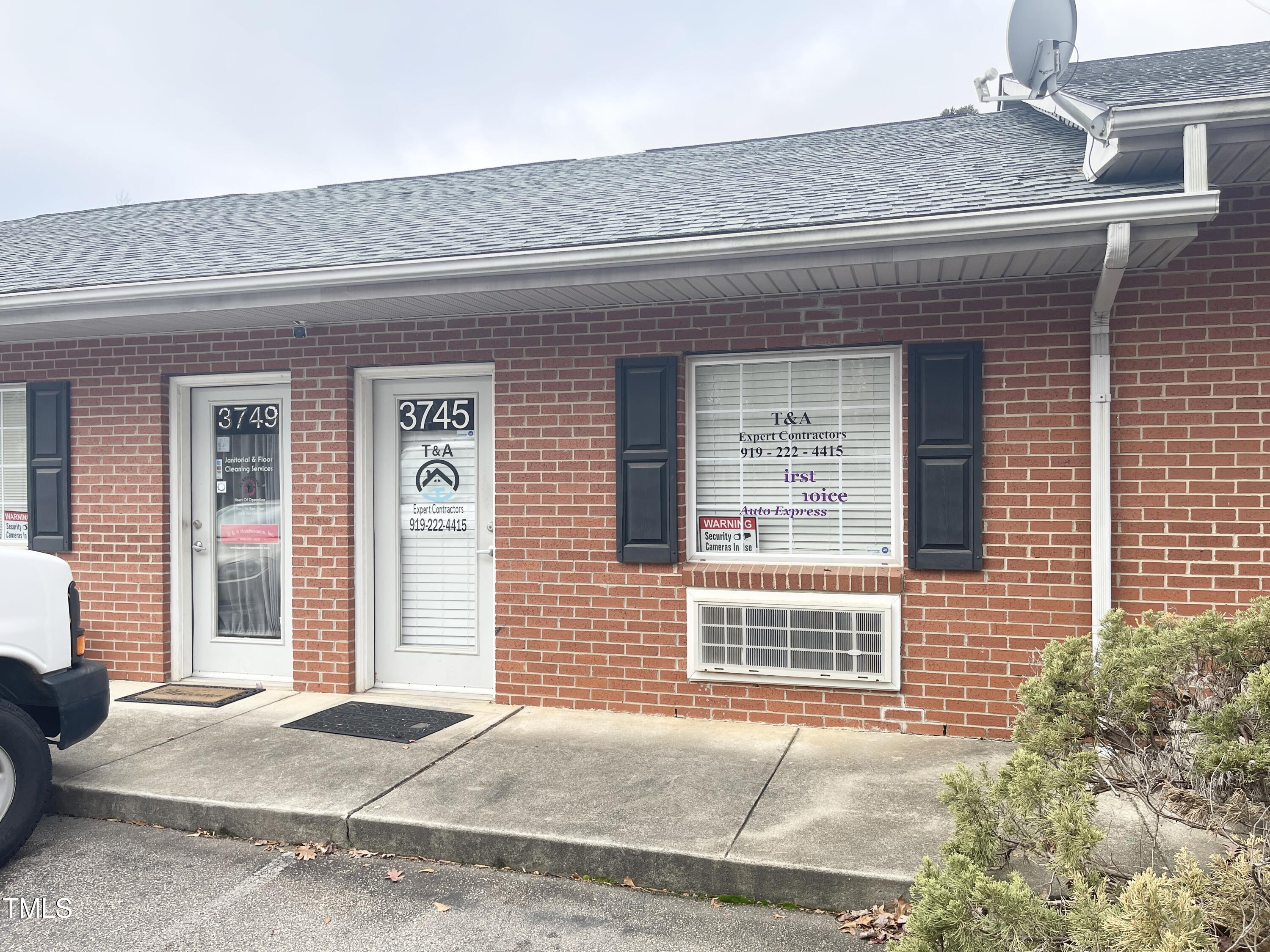 3745 Junction Boulevard Raleigh, NC 27603 - Photo 3 of 10 IMG_2422