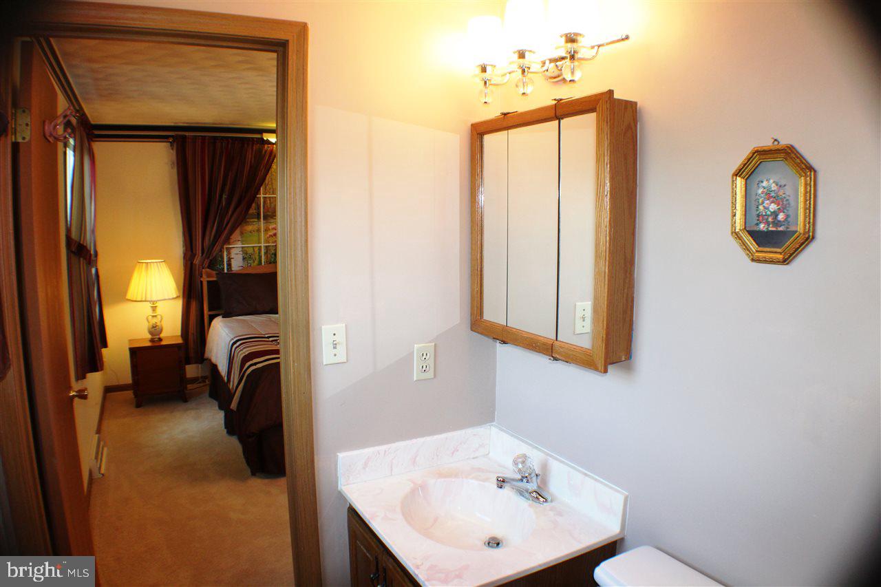 558 Poplar Street Hanover, PA 17331 - Photo 18 of 35 Gallery Image 18