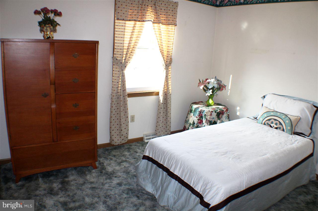 558 Poplar Street Hanover, PA 17331 - Photo 21 of 35 Gallery Image 21