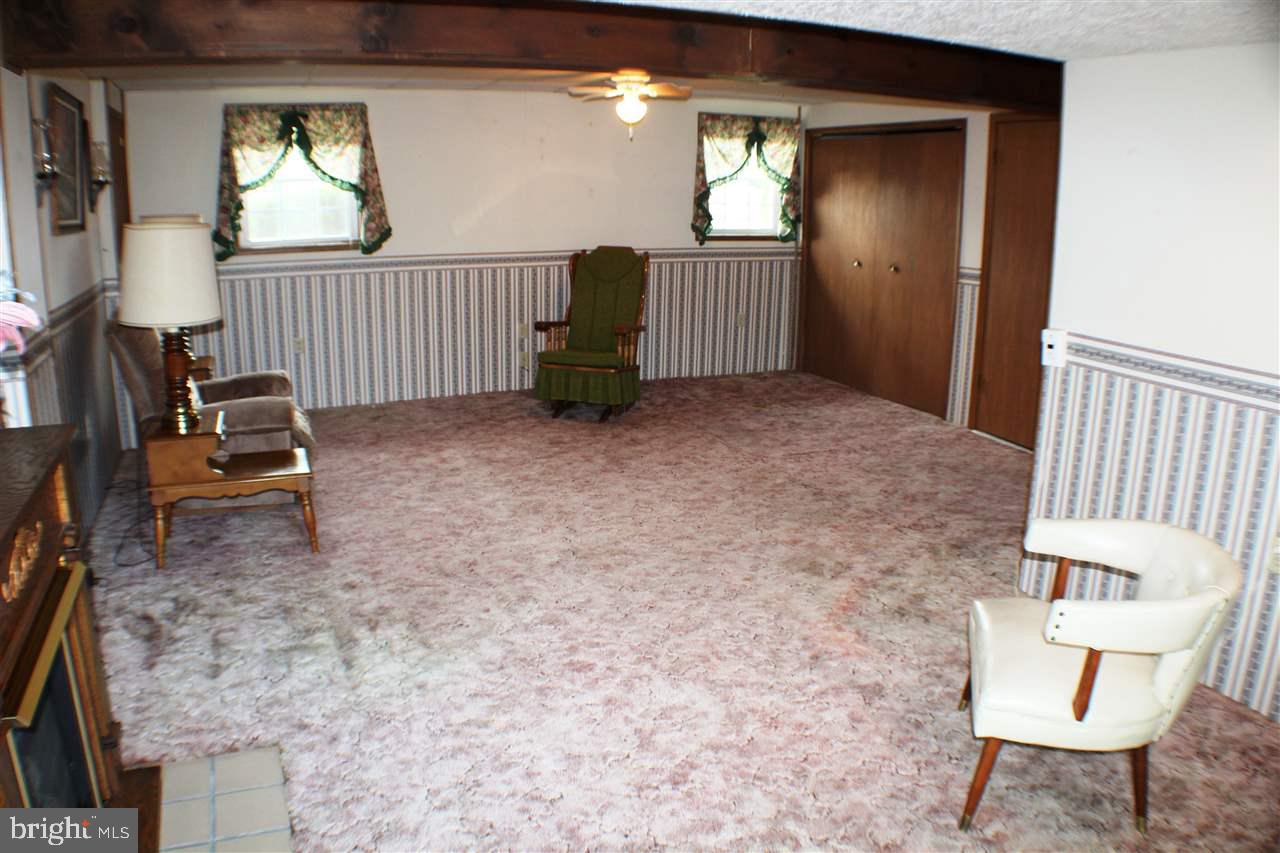 558 Poplar Street Hanover, PA 17331 - Photo 25 of 35 Gallery Image 25