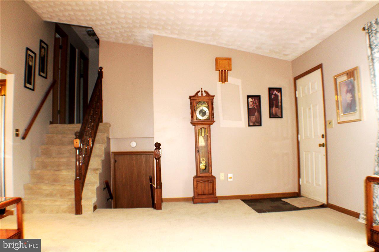 558 Poplar Street Hanover, PA 17331 - Photo 7 of 35 Gallery Image 7