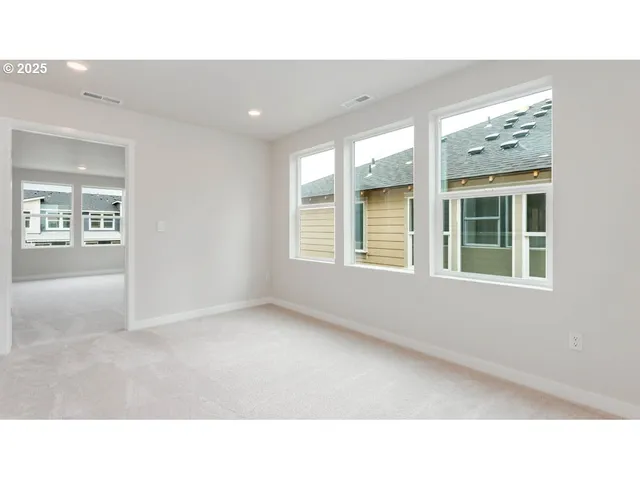 $519,995 | 6487 Southeast Nasha Street, Hillsboro, OR 97123