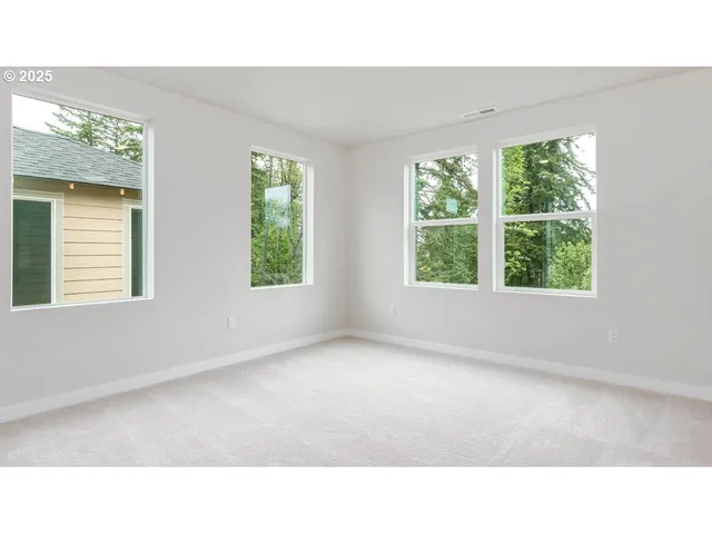 $519,995 | 6487 Southeast Nasha Street, Hillsboro, OR 97123