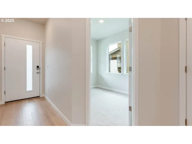 $519,995 | 6487 Southeast Nasha Street, Hillsboro, OR 97123