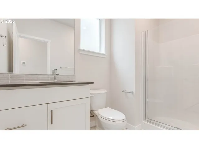 $519,995 | 6487 Southeast Nasha Street, Hillsboro, OR 97123