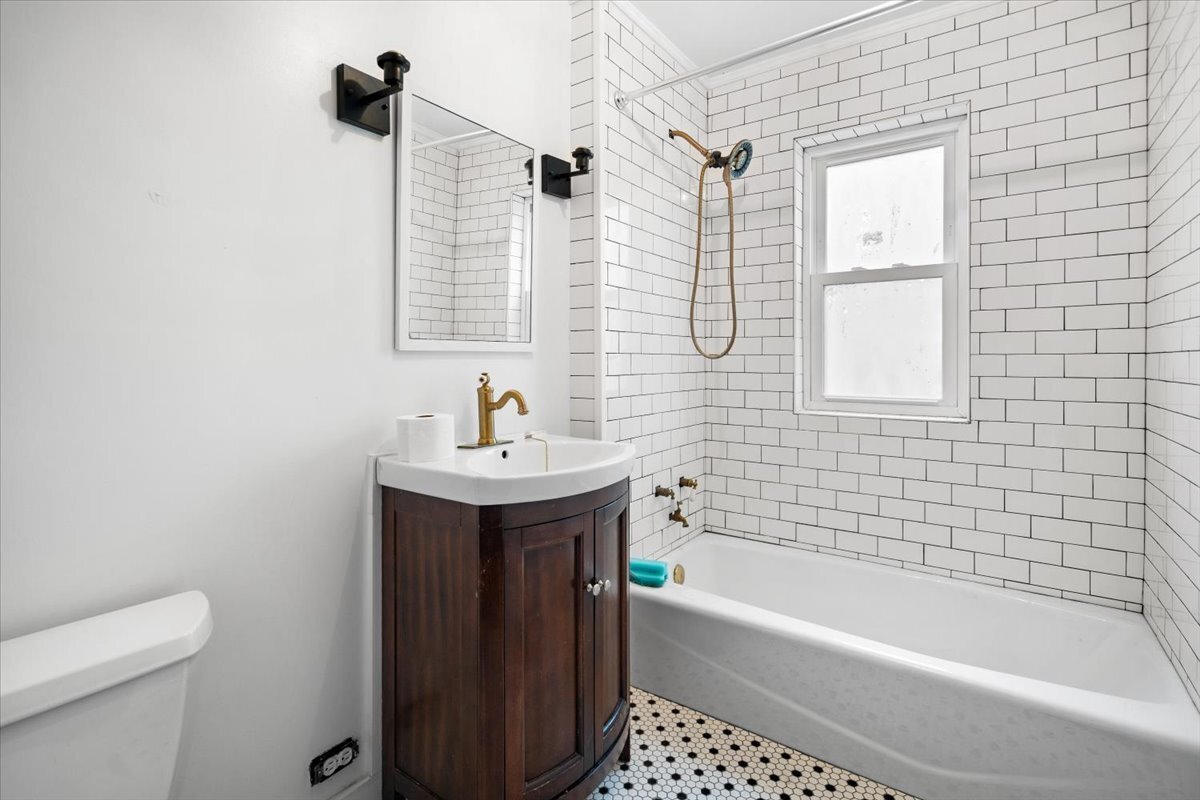 738 North Riley Avenue Indianapolis, IN 46201 - Photo 13 of 27 Gallery Image 13