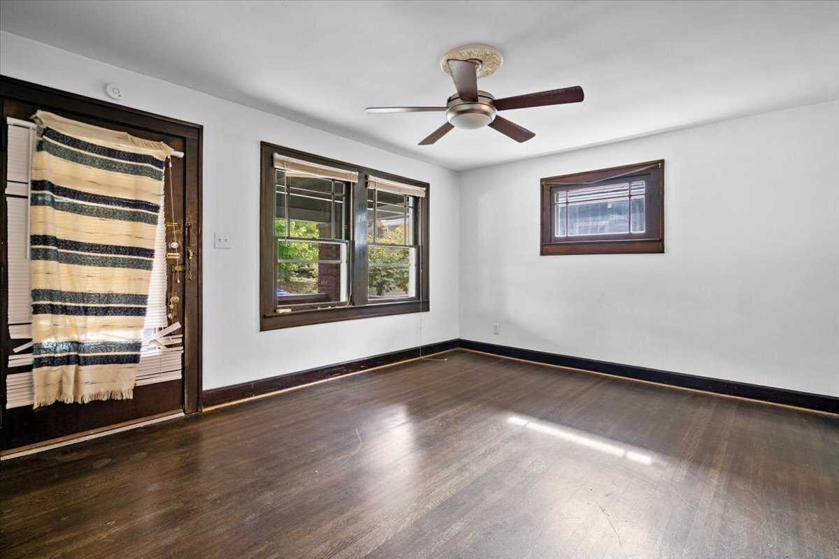 738 North Riley Avenue Indianapolis, IN 46201 - Photo 6 of 27 Gallery Image 6
