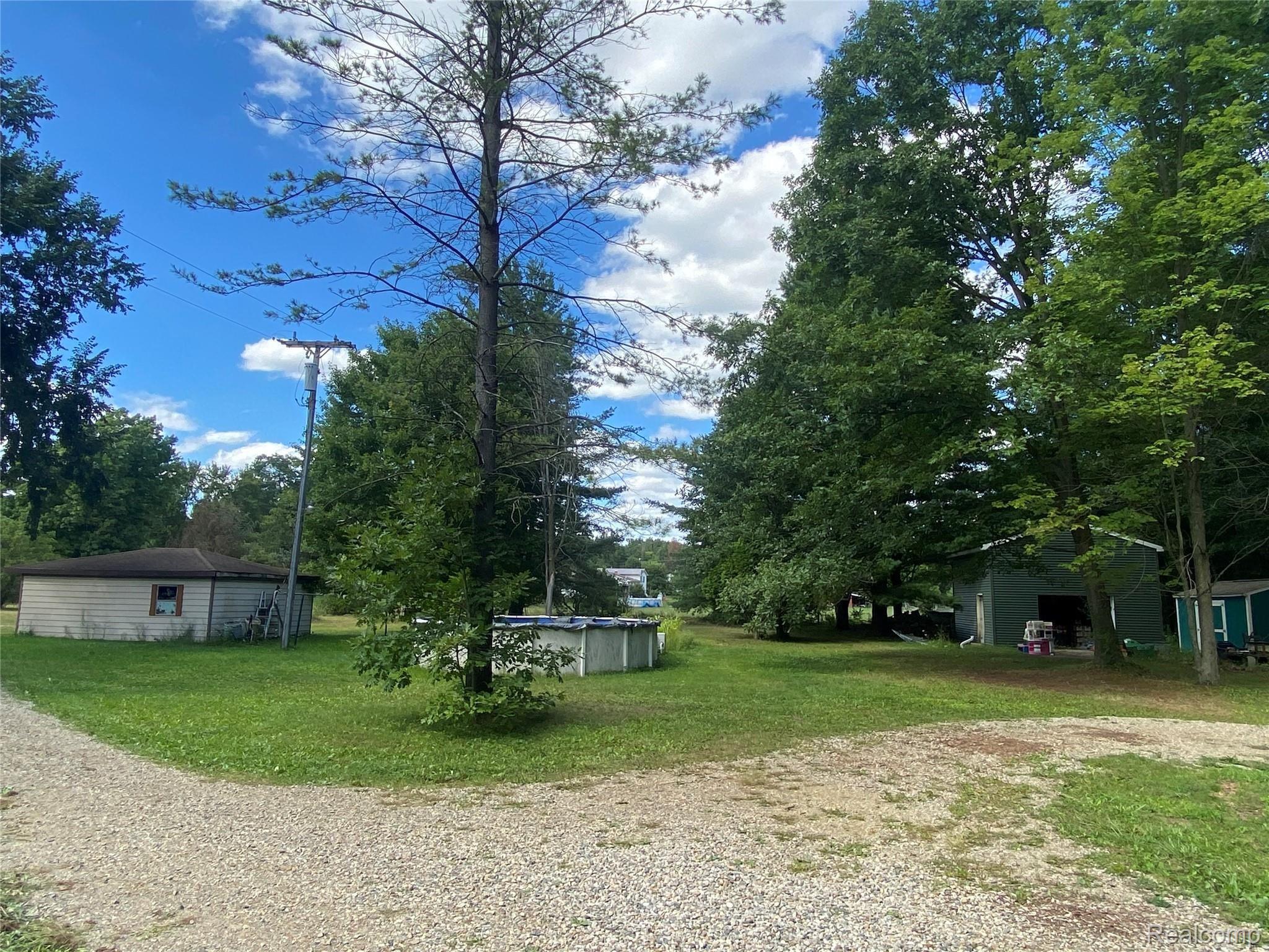 5194 Lonsberry Road Columbiaville, MI 48421 - Photo 35 of 48 IMG_4454.jpg
