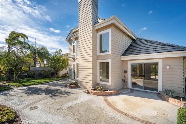 $1,175,000 | 26008 Lucerne Court, Valencia, CA 91355