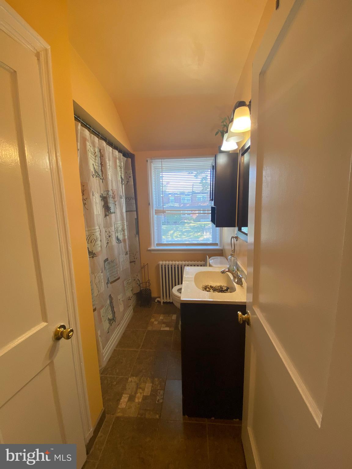 1318 Crofton Road Baltimore, MD 21239 - Photo 10 of 21