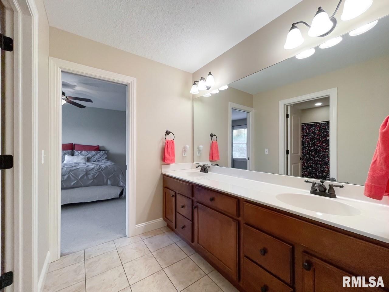 5809 Remington Road North Bettendorf, IA 52722 - Photo 29 of 50 Gallery Image 29